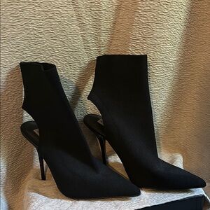 Steve Madden Black Heeled Boots